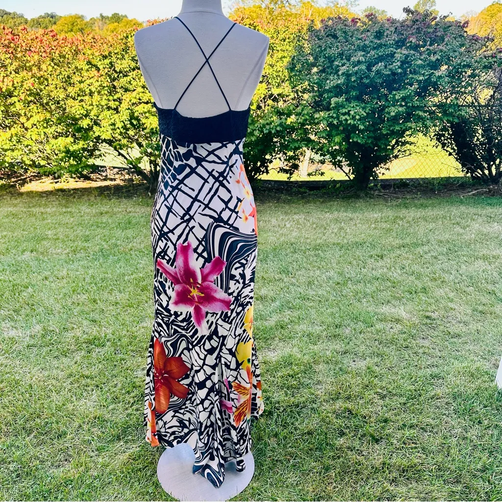 Mary L. Couture Lace and Silk Floral Petite Maxi Gown Black Size 6P - Image 10