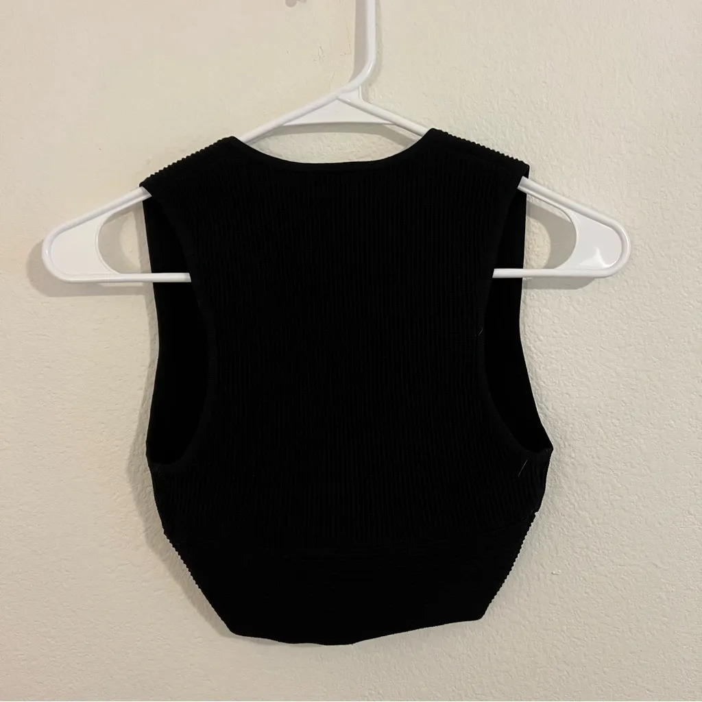 Aritzia Babaton Sculpt Knit Deep V Tank Black Ribbed tank - Image 6