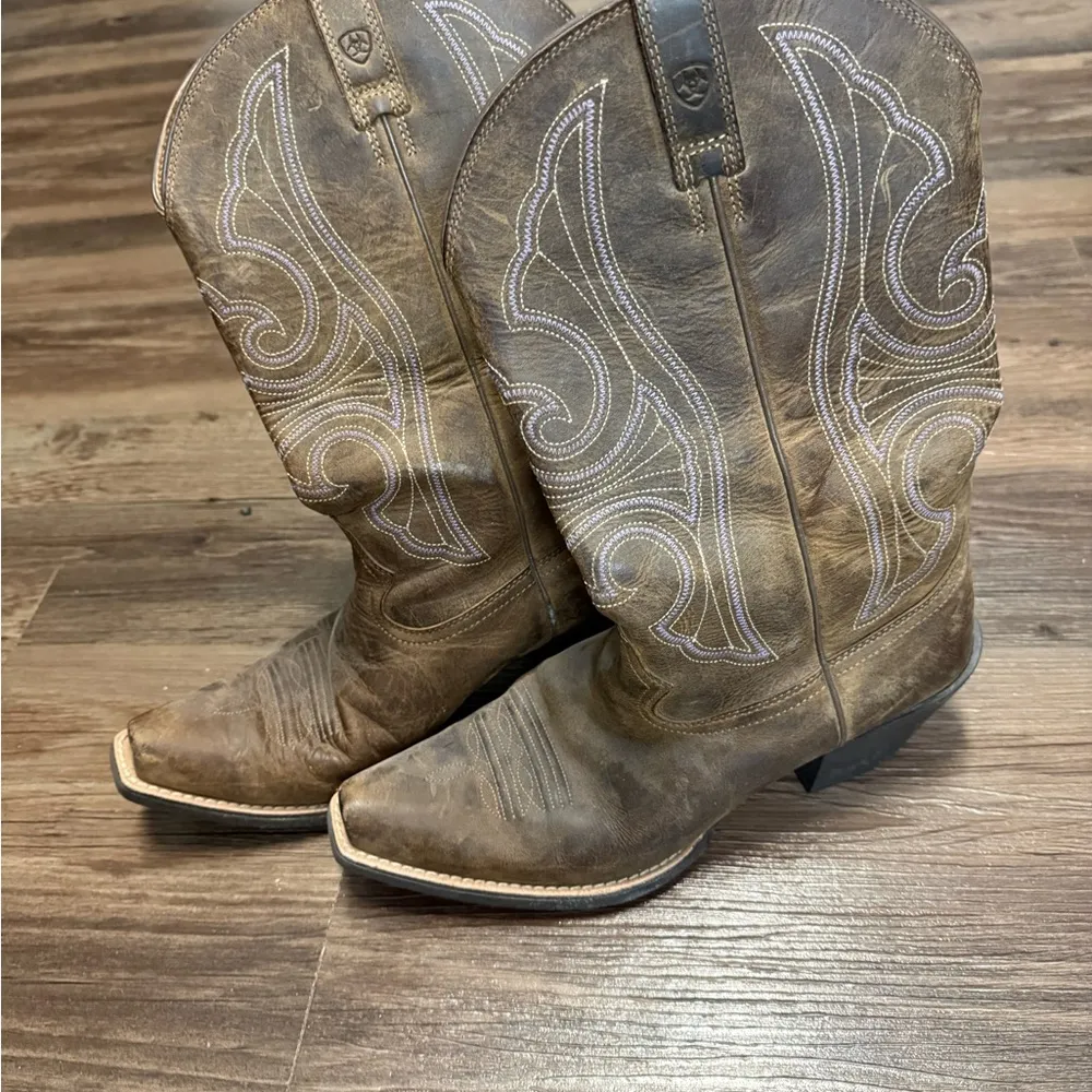 Ariat  boots! - Image 5