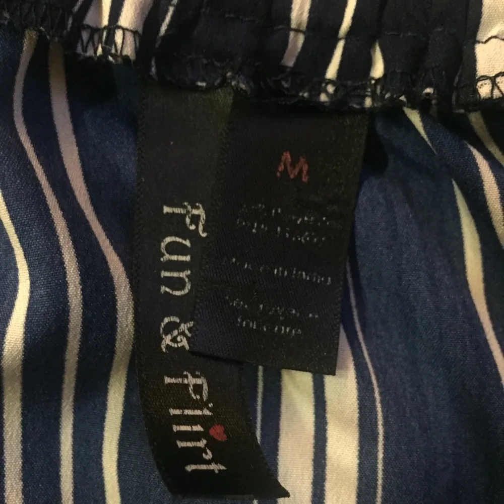 Fun & Flirt  Blouse Junior’s Sz M Gently Used - Image 8