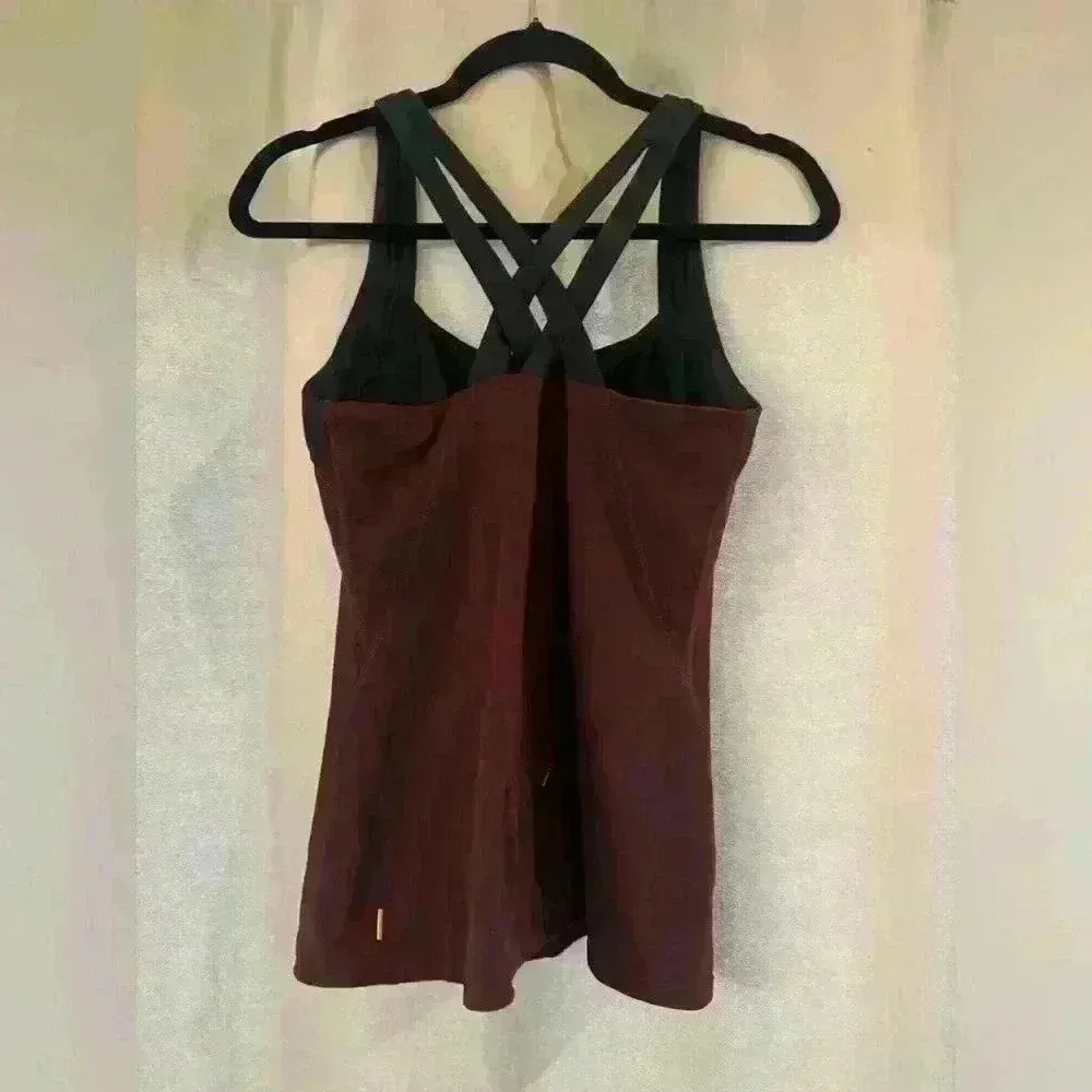 Women’s Burgundy Workout Top - Image 2