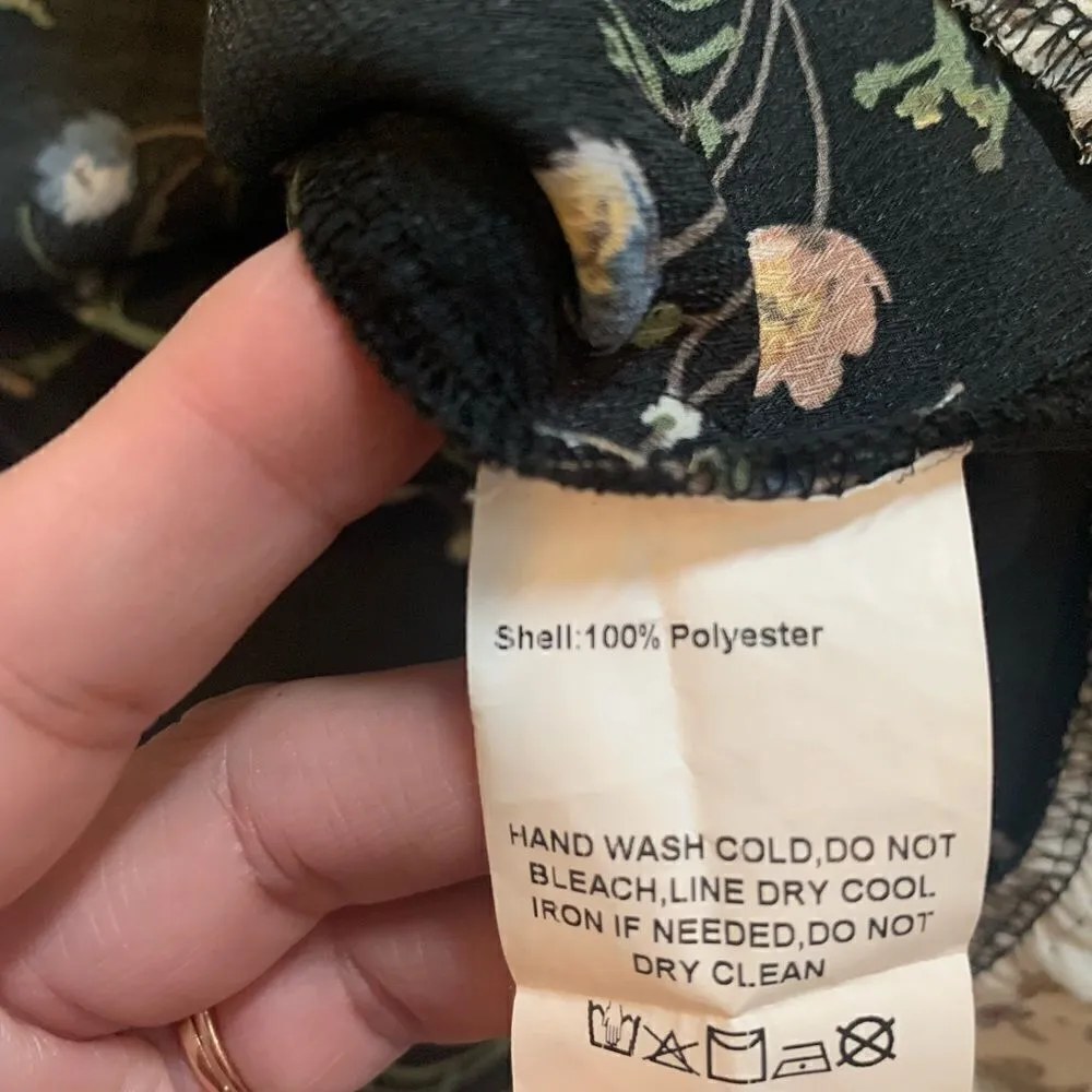 NWOT Suzanna Betro floral top size M - Image 6