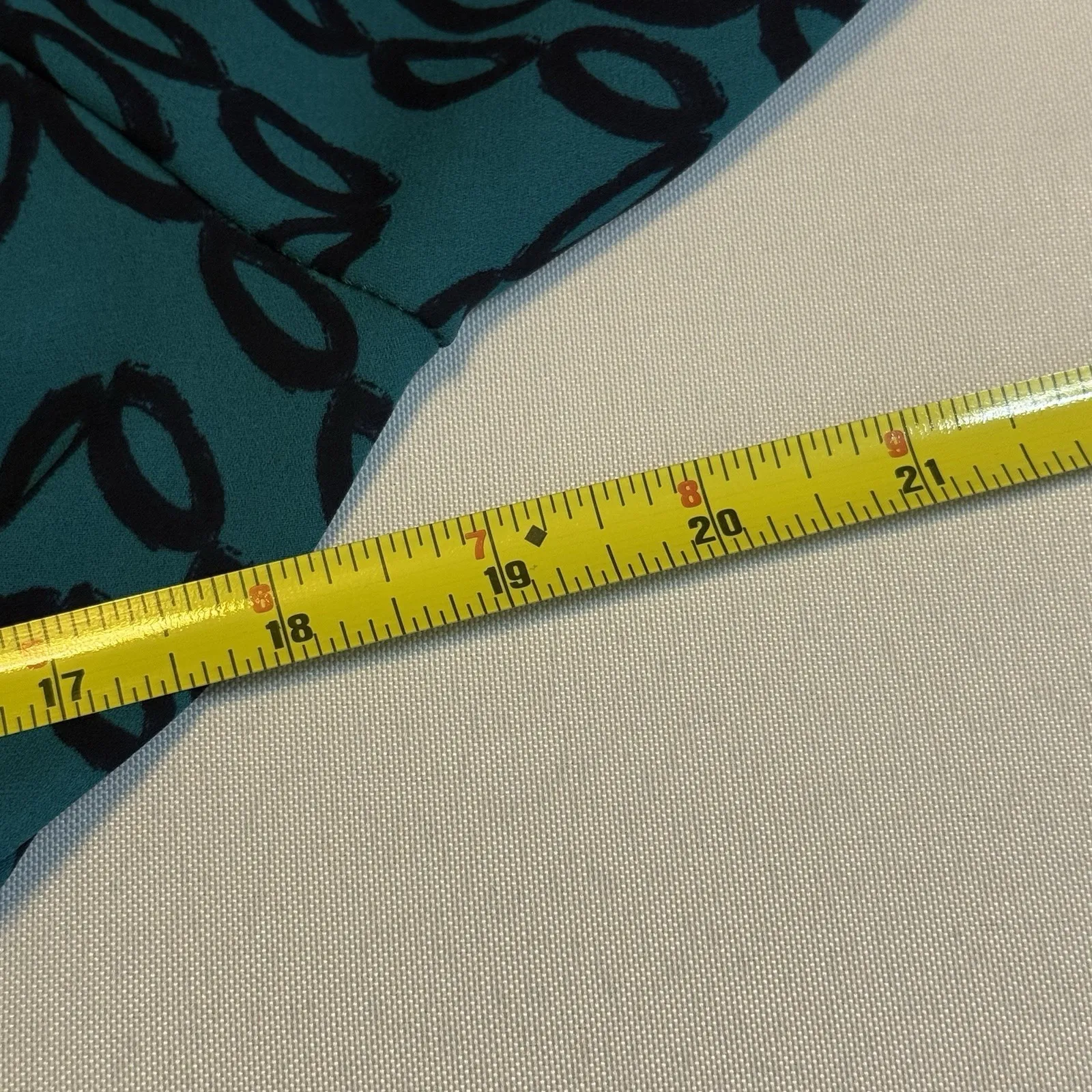 41 Hawthorn Womens M Renesme Wrap Dress 3/4 Sleeve Blue Green Geometric EUC #!‎ Size M - Image 10