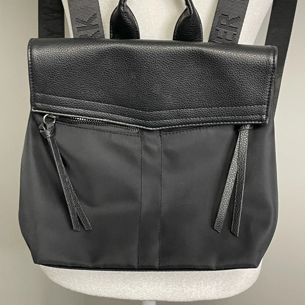 NWT Botkier New York Black Women’s Convertible Backpack Purse Bag - Image 2