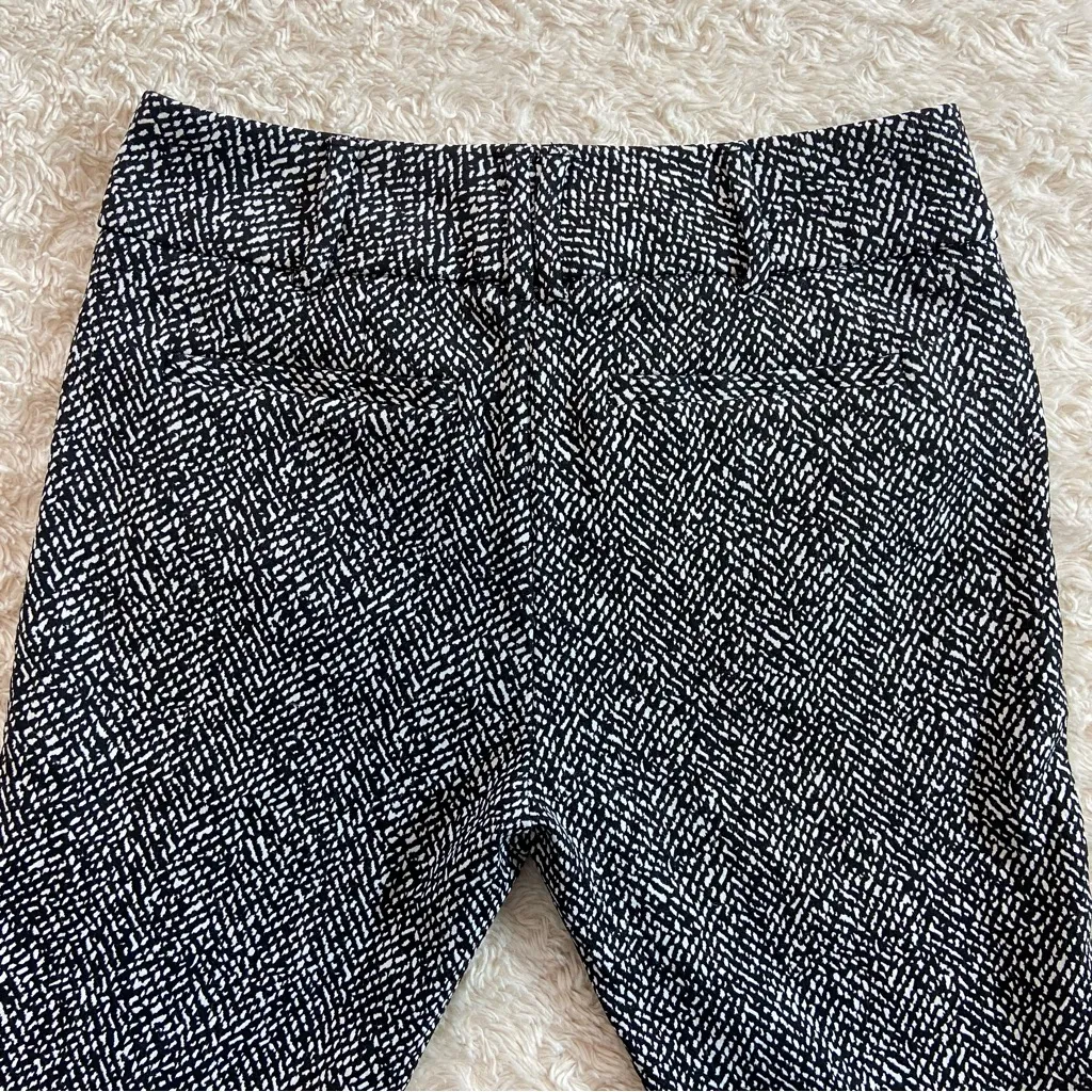 New York & Co 7th Avenue Suiting Collection Black and White Flared Pants Size 4 - Image 6