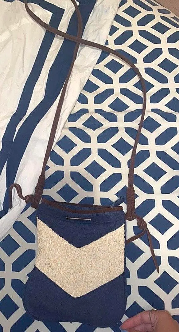 Shoulder / Cross Bag - Image 3