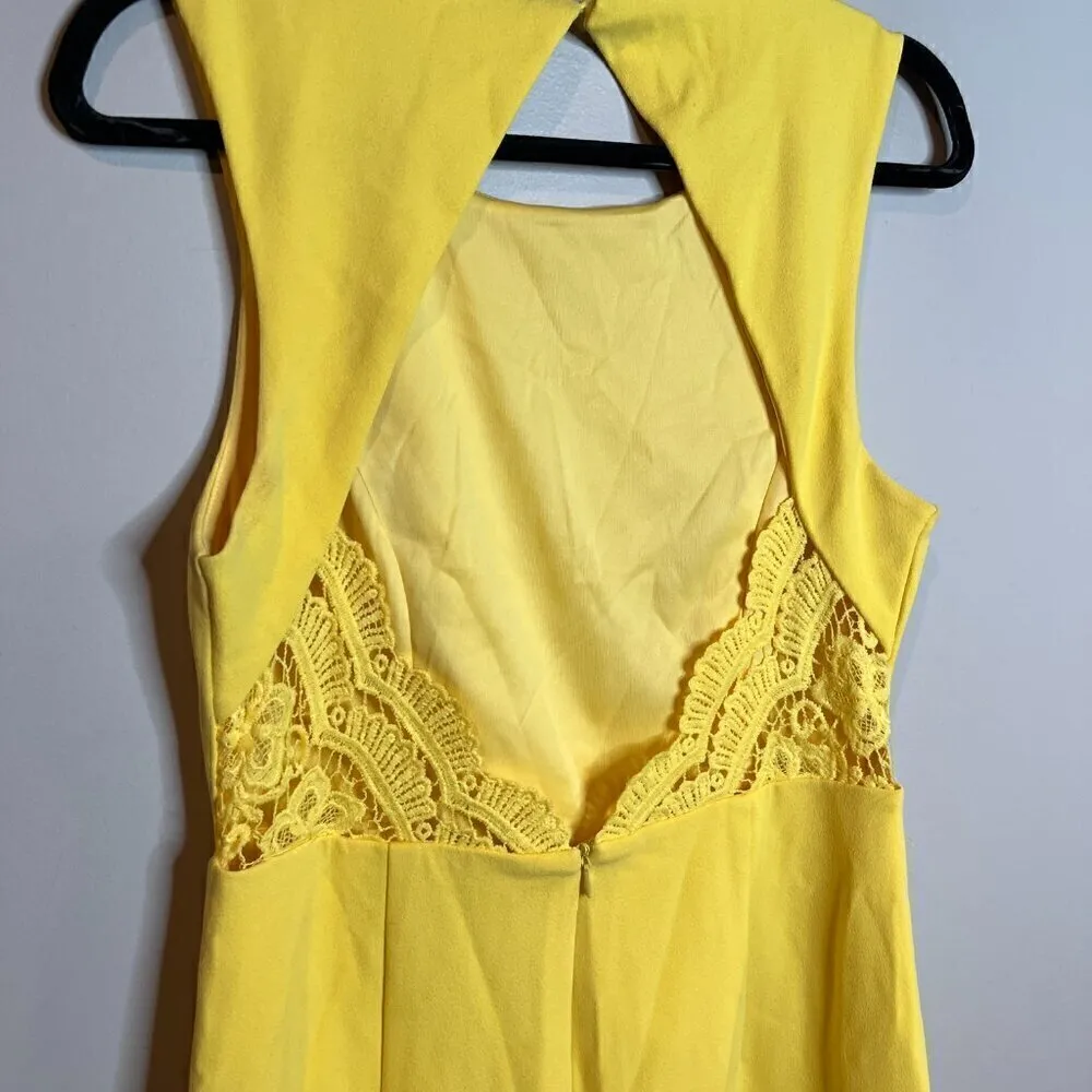 Lulu's yellow lacy open back dress - Image 4