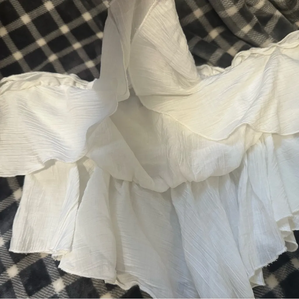 SHEIN White Flowy Ruffled Tiered Tube Top size large - Image 2