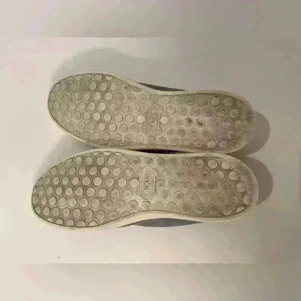 Tod's Trainers Sneakers Womens Beige Suede Studded‎ Low Top Lace Up Size 7.5 - Image 10