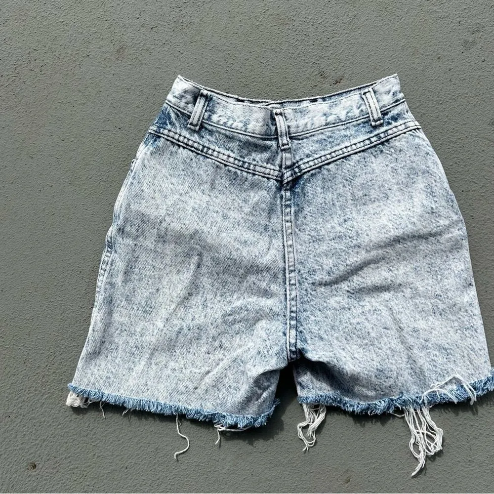 Vint 80s Congo Traders high rise acid wash cut off fray hem bareback Jean shorts Blue Size 25 - Image 2