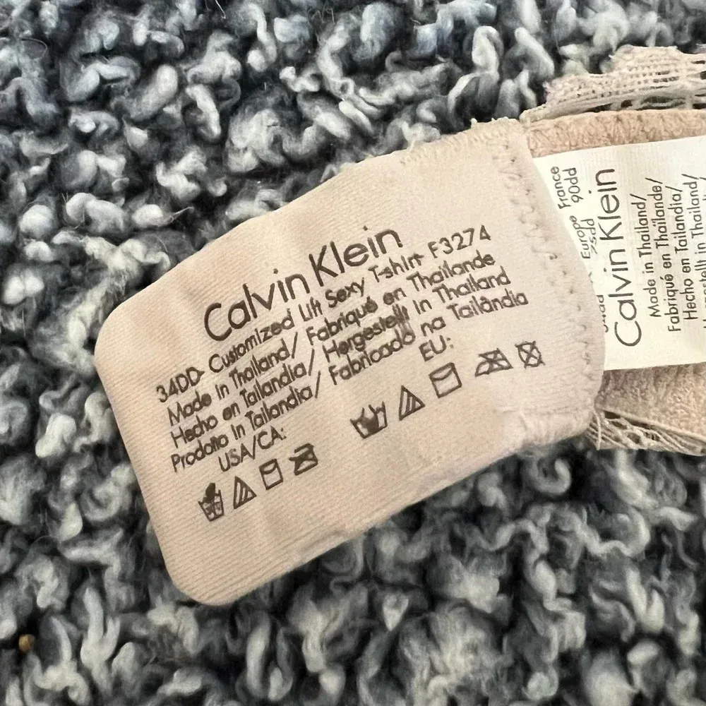 Calvin Klein - Image 6