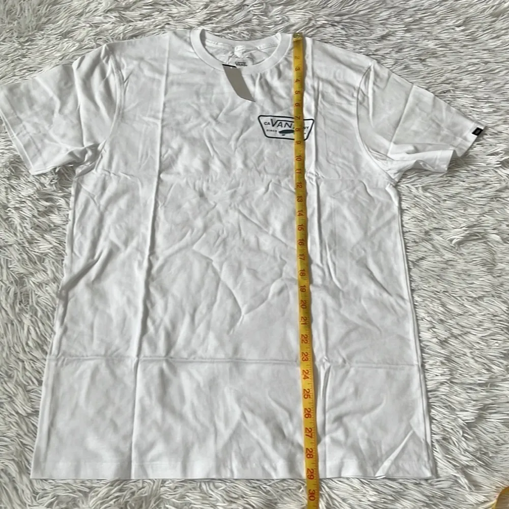 VANS UNISEX FULL PATCH BACK SHORT SLEEVE T-SHIRT WHITE/AEGAN BLUE SIZE MEDIUM - Image 12