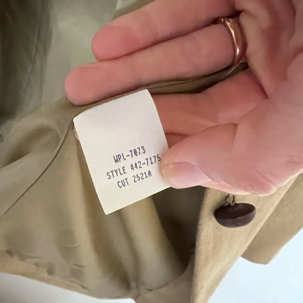 Hunt Club oversized blazer, brown,  padded shoulders, 100% wool, 10T - Image 8