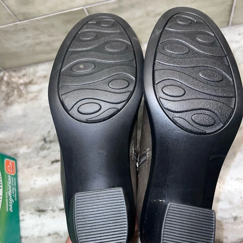 Easy Street Ry Comfort Shooties - Image 6