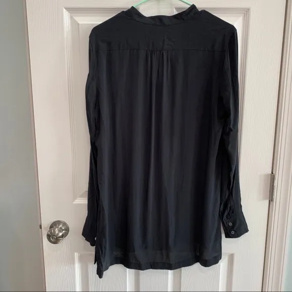 3/$25 Gap long‎ sleeve relaxed neck front pocket - Image 3