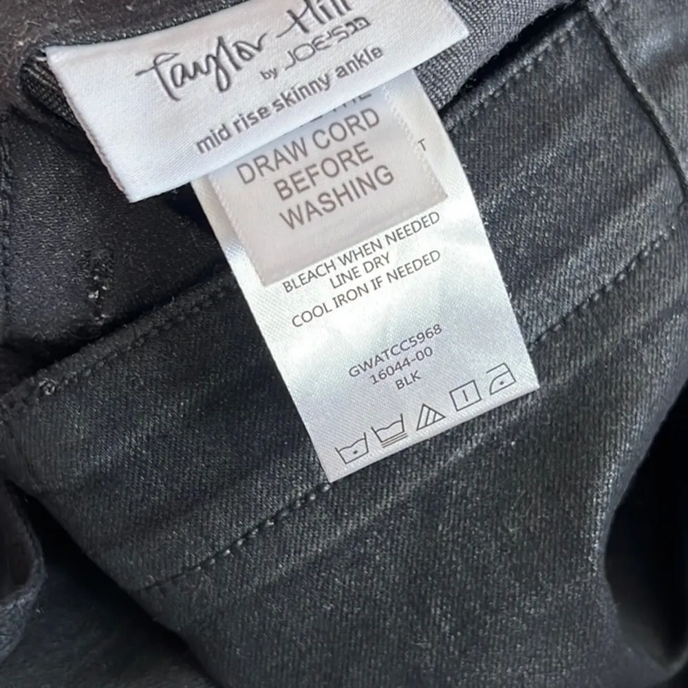 Taylor Hill x Joe's Women's Icon Coated Ankle Laced Up Black Skinny Pants - Image 6