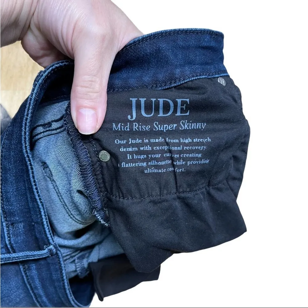 Black Orchid Jude Mid Rise Super Skinny 25 - Image 14