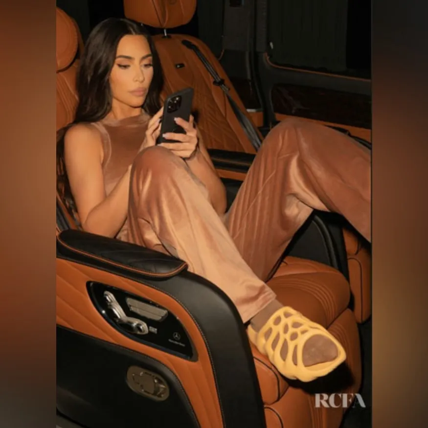 Skims Wide Leg Velour Track Pants in Sienna w/Pockets & Elastic Waist Large NWT - Image 4