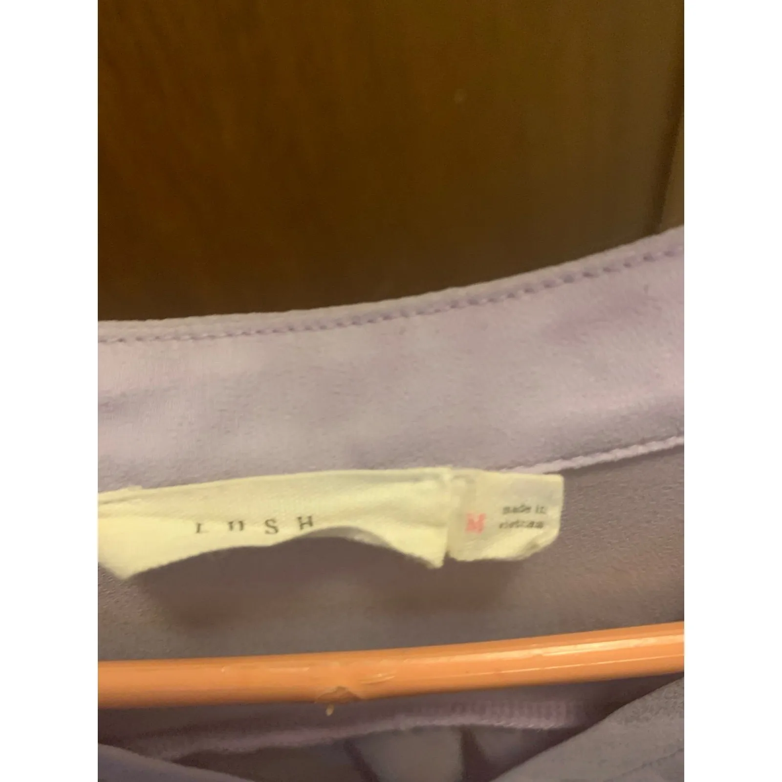 Women's‎ Light Purple Blouse Size Medium - Image 9