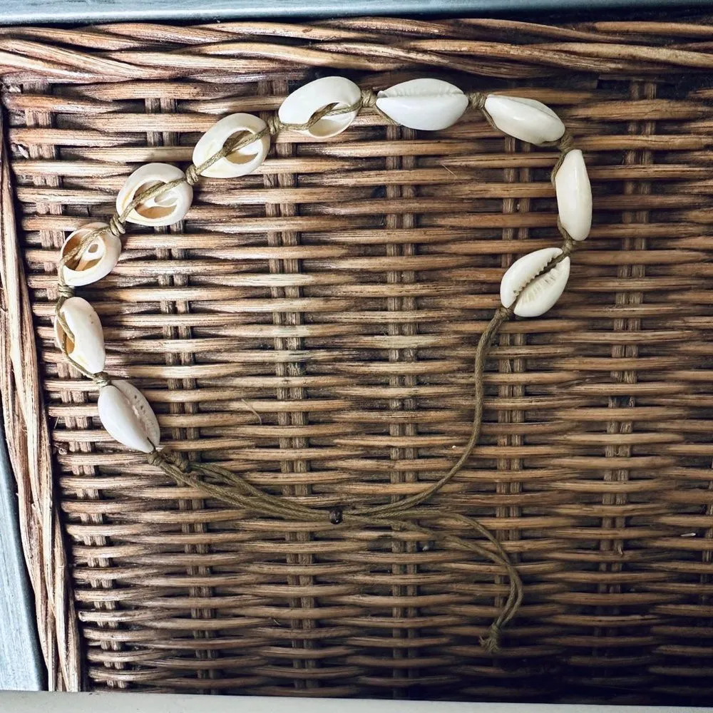 Cowrie Shell Adjustable Anklet - Image 4