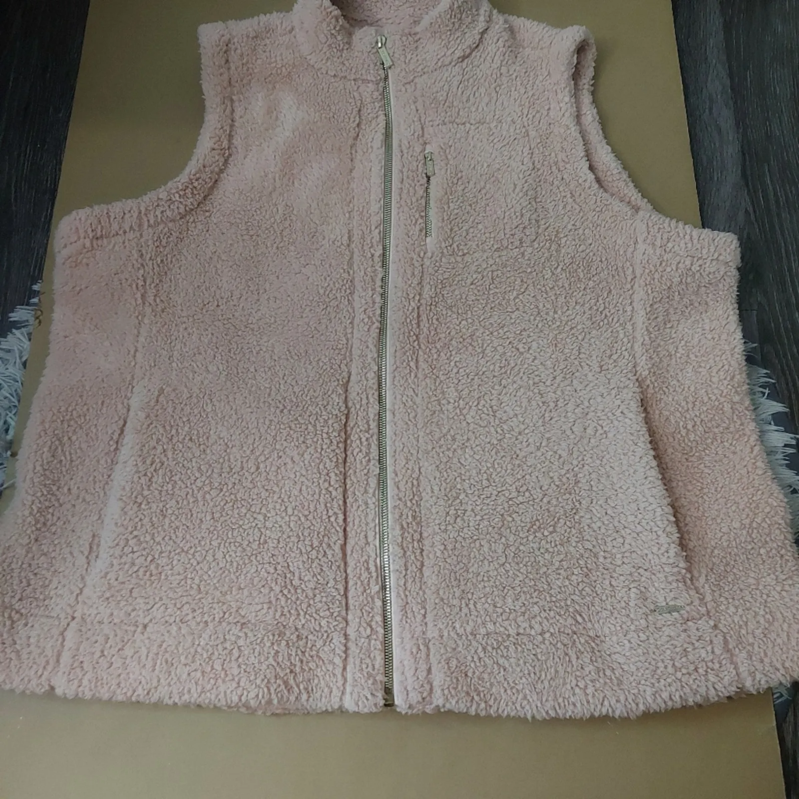 Calvin Klein Pink Faux Fur Zip Vest 1X Plus Size Angelcore Balletcore Mobwife - Image 3