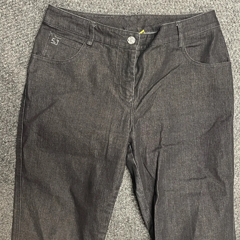 St John Jeans Women’s size 4 luxury casual jeans normcore stretch black shine - Image 2