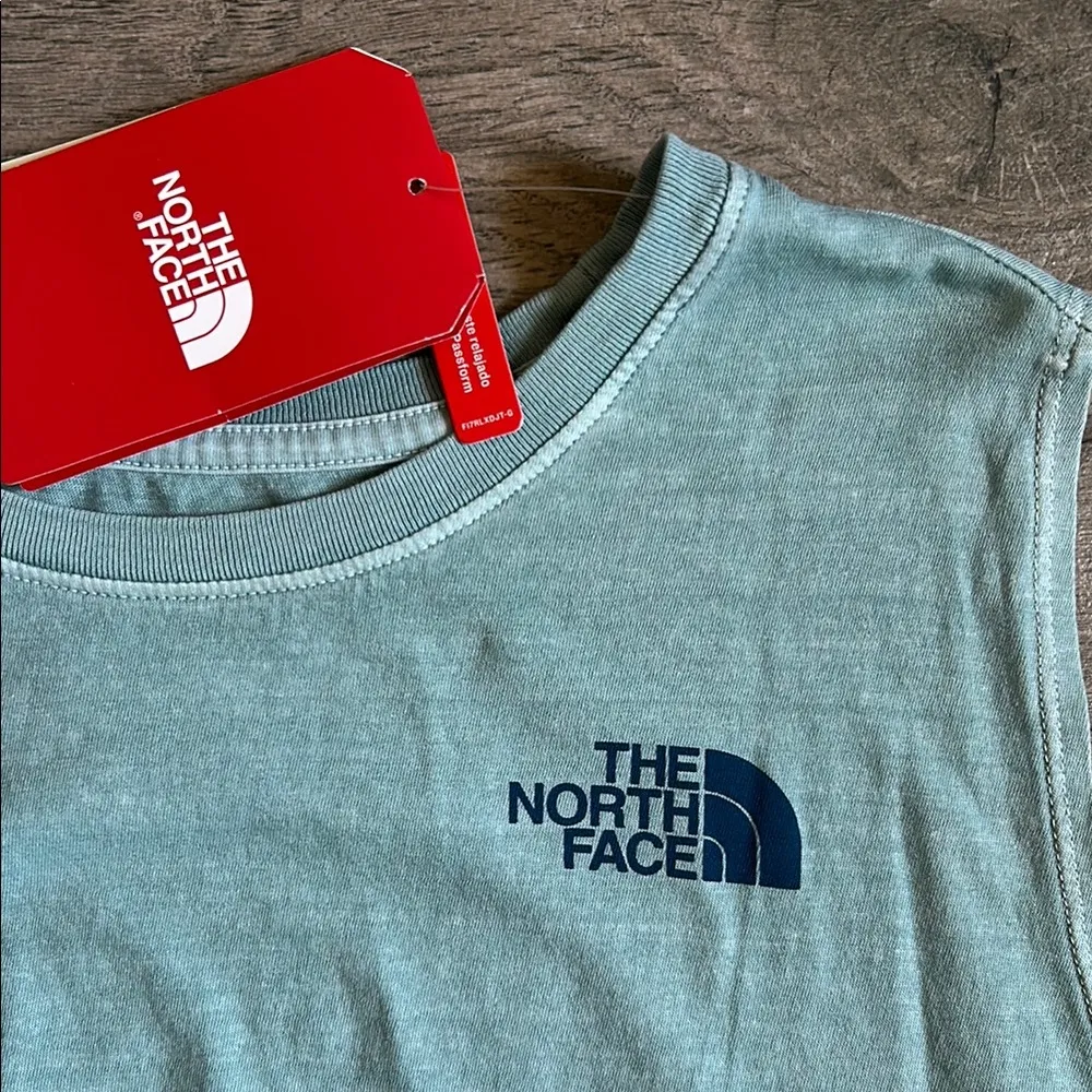 The North Face Green Sleeveless Muscle Tee - Image 2