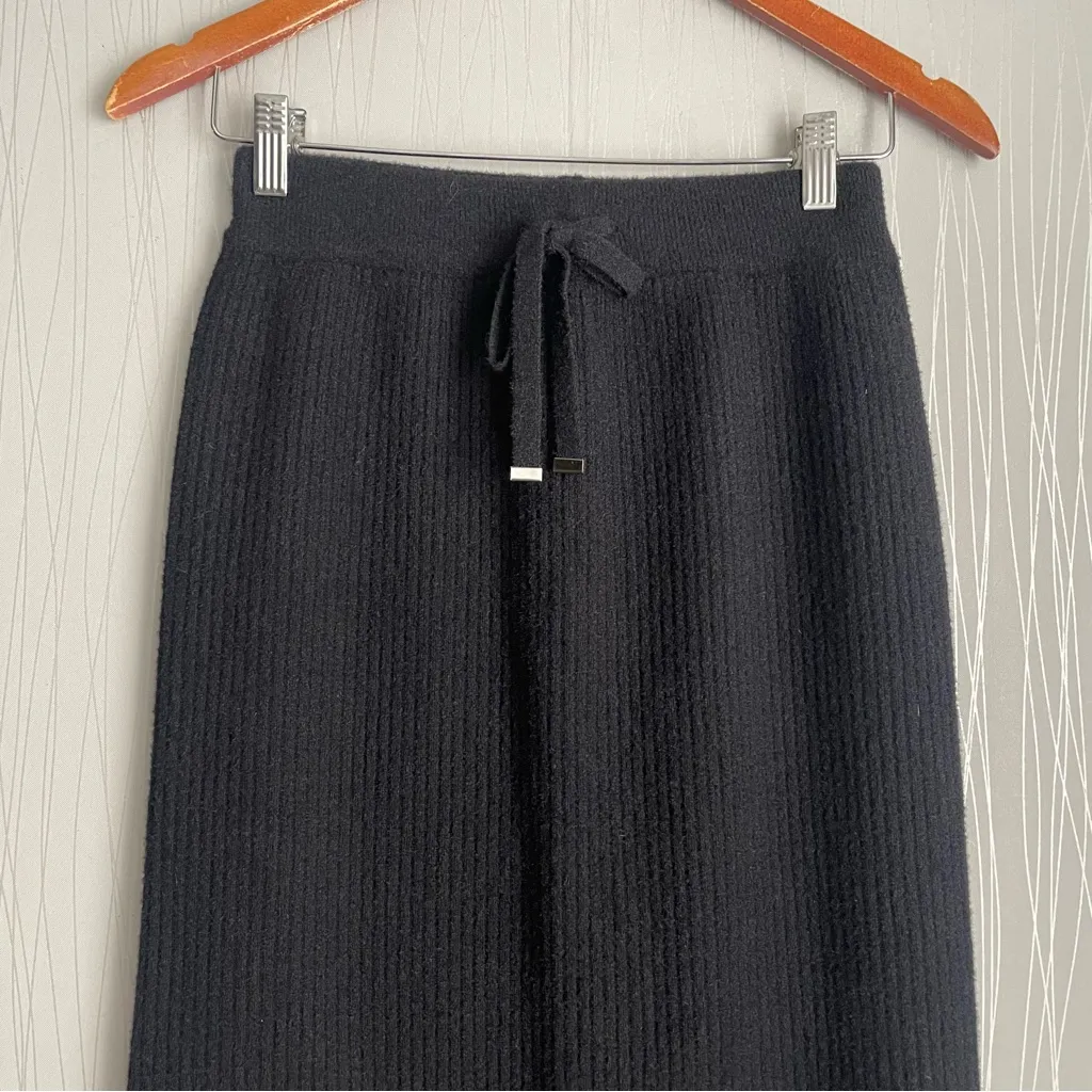 Ébure Knit Knee Length Midi Shirt Ebure Ebure Gray - Image 2