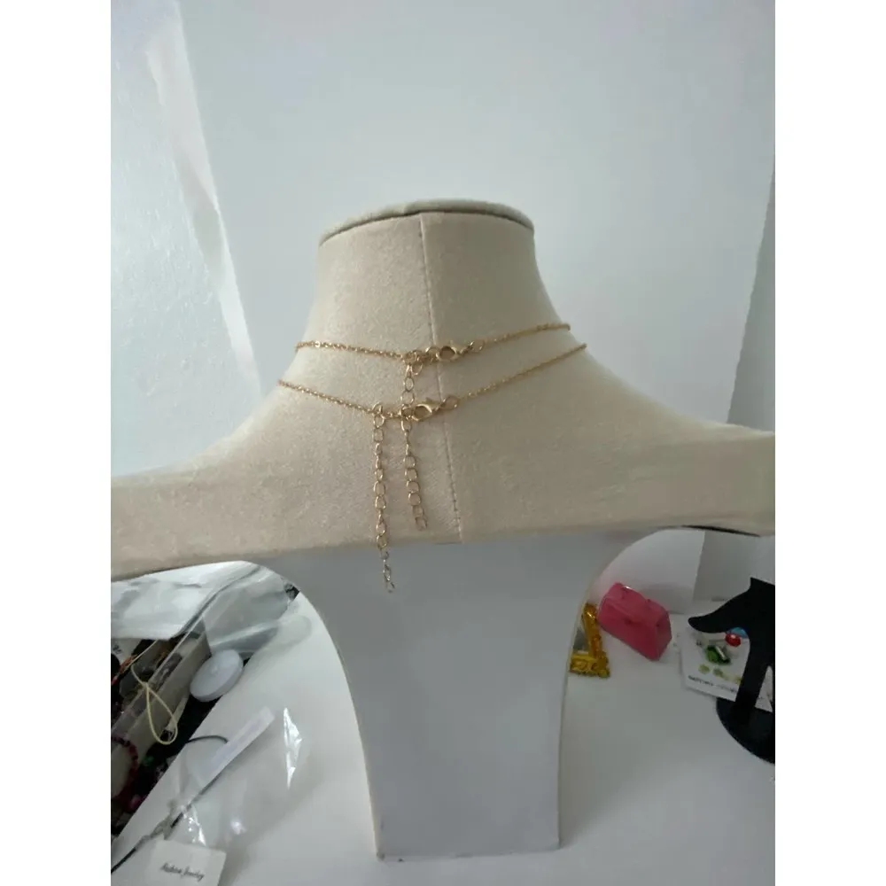 Boutique Delicate gold tone Rhinestone cross necklace set - Image 4