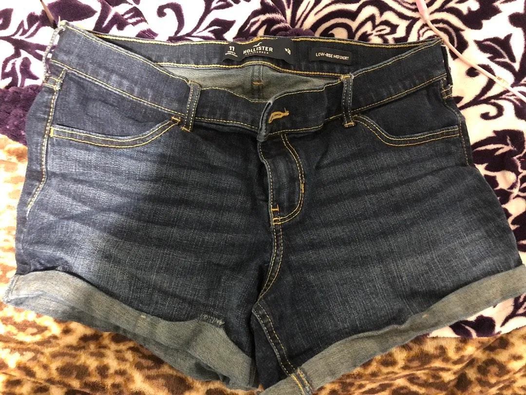 Hollister Jean Shorts - Image 2