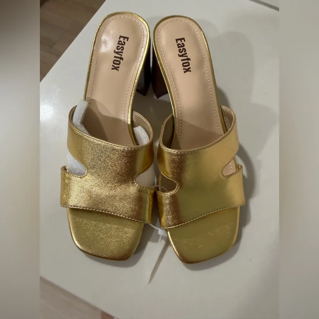 NEW Gold Vegan Leather Open Toe Heeled Mules Chunky Heel Sandals 6 - Image 4