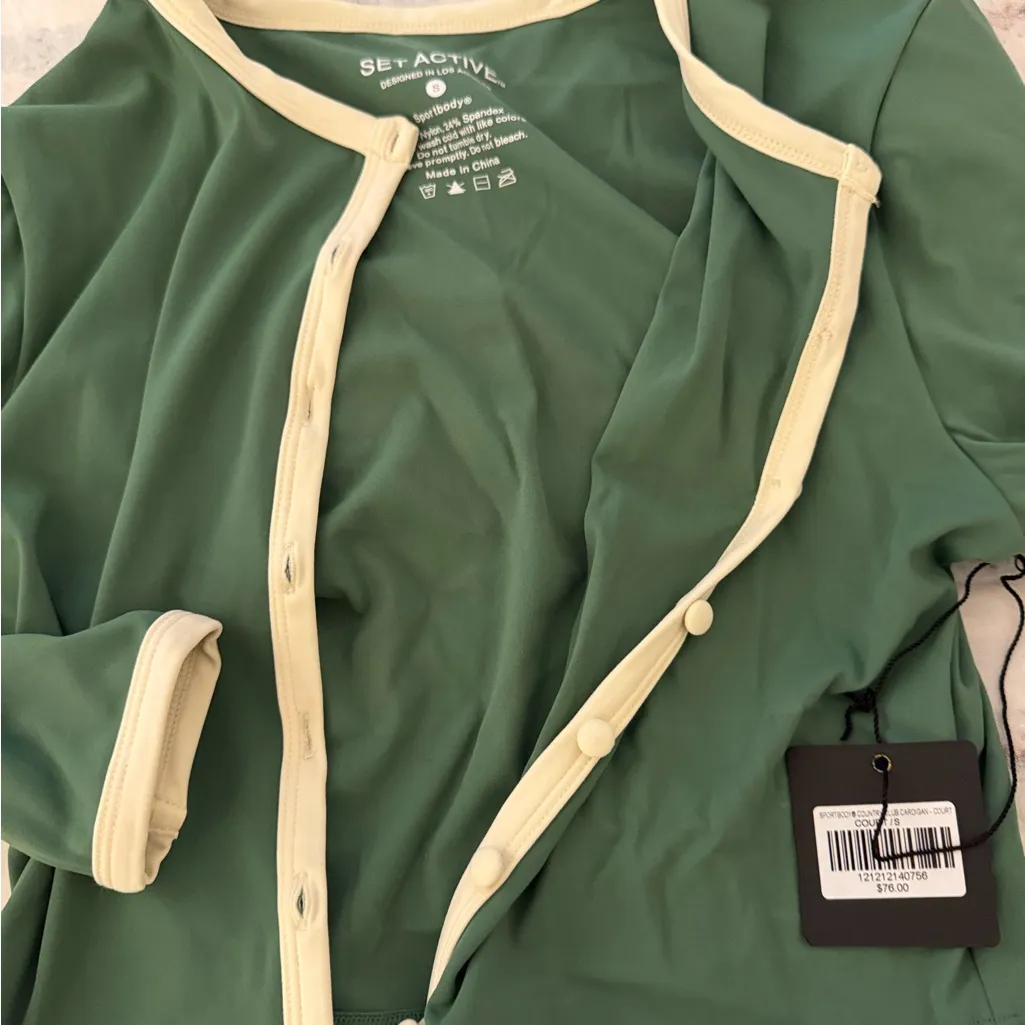 Set Active : Green Cardigan with Cream Trim - Image 8