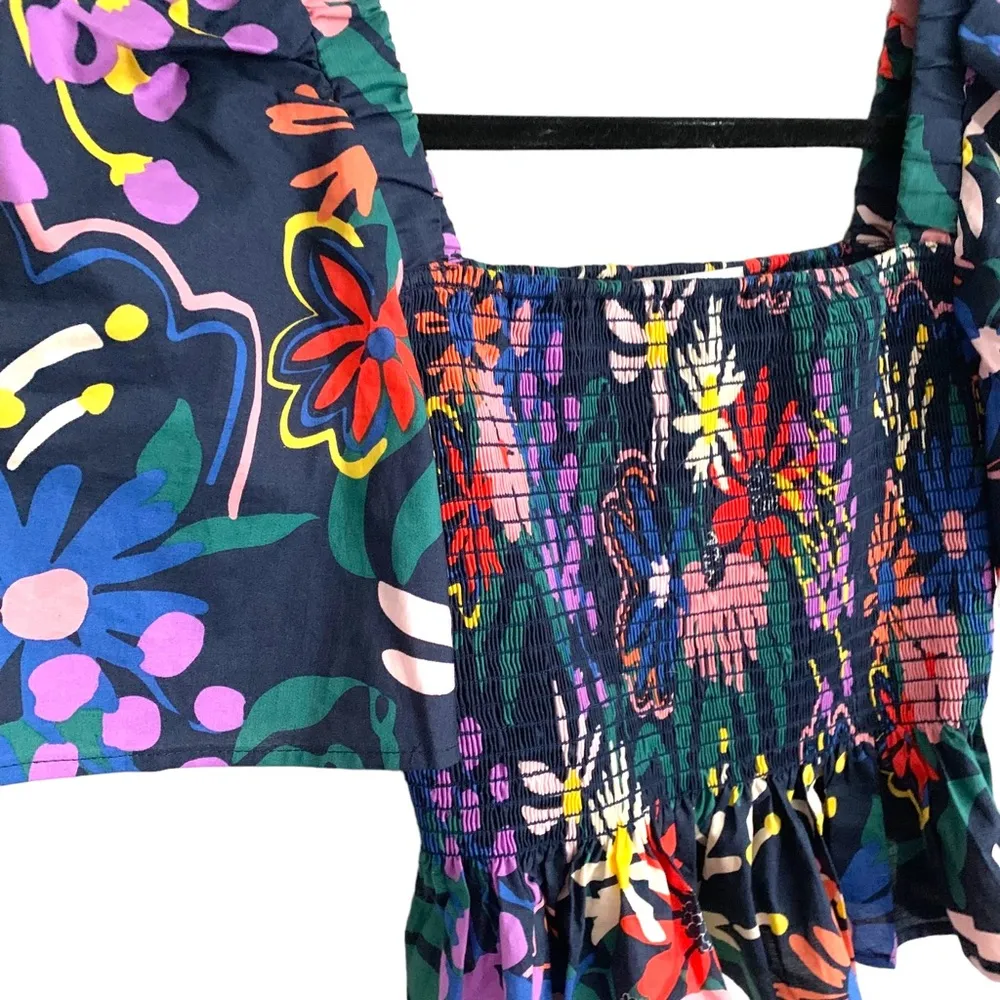 Anthropologie square neck smocked floral island puff sleeve cropped flare blouse - Image 7