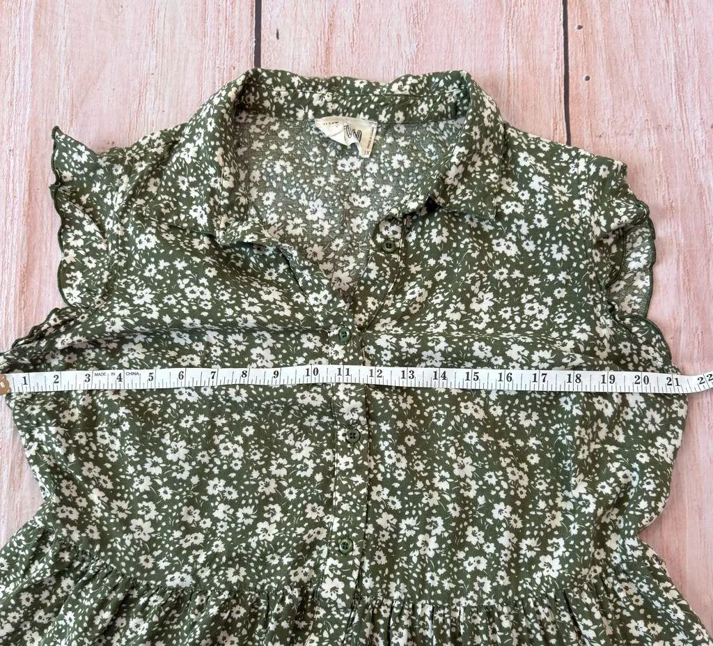 Just Found Floral Print Dress 1X Green Ditsy Ruffle Sleeve V - Image 2