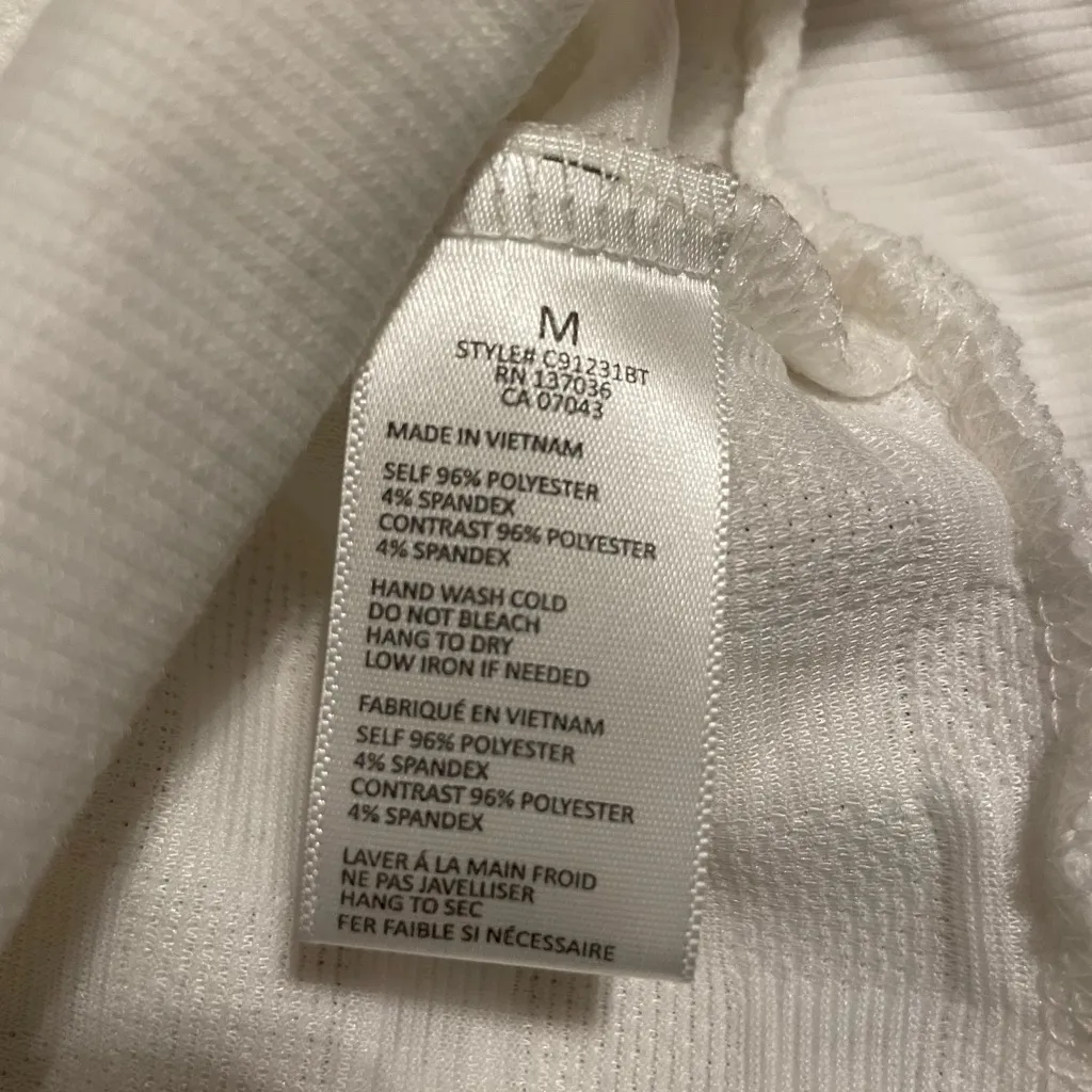 Paper Crane White Quilted Sweater/Shorts Set - Image 4