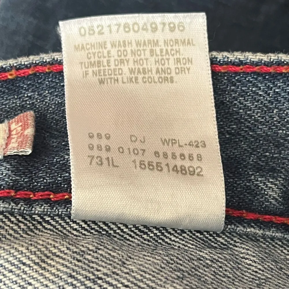 Levi's 550 Vintage 2006 Women's Relaxed Tapered Denim Jeans - Image 4