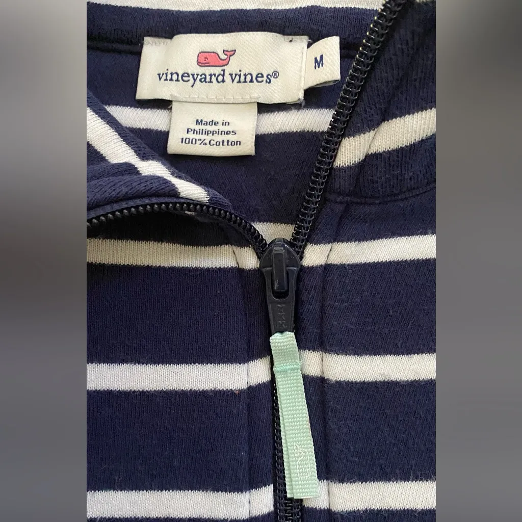 Vineyard Vines  Women’s Sz M Navy/White Stripe‎ Quarter Zip Pullover - Image 4