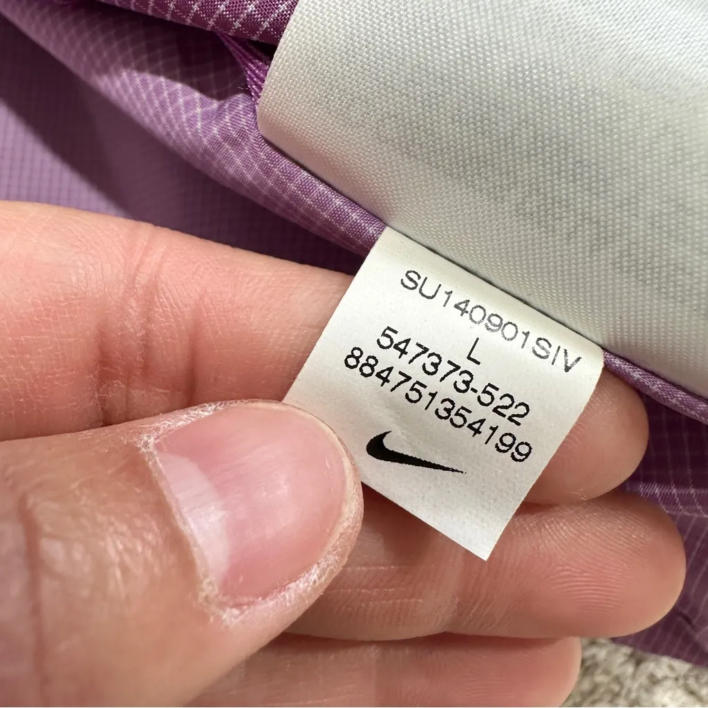 Nike Women’s Windbreaker Running Jacket Hooded Full Zip Lightweight in Purple L - Image 10