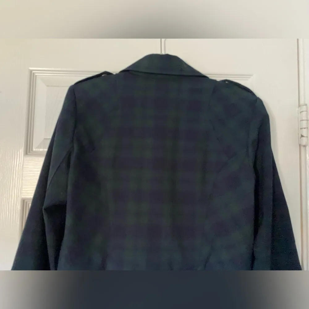 CABI Tartan Plaid Asymmetrical Zip Moto Blazer
Jacket EUC 3181 Size 8 - Image 8