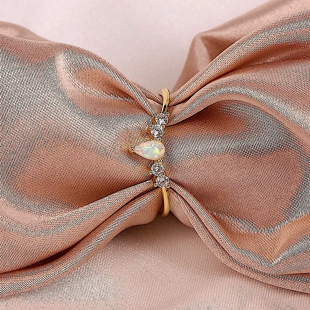 NEW Beautiful Chevron Opal Synthetic Diamond Ring, Pretty Pearl Ring, Size 6 - Image 3