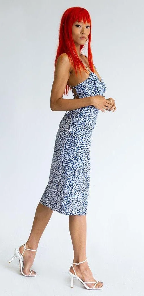 Sweetner Midi Dress in Blue - Image 2