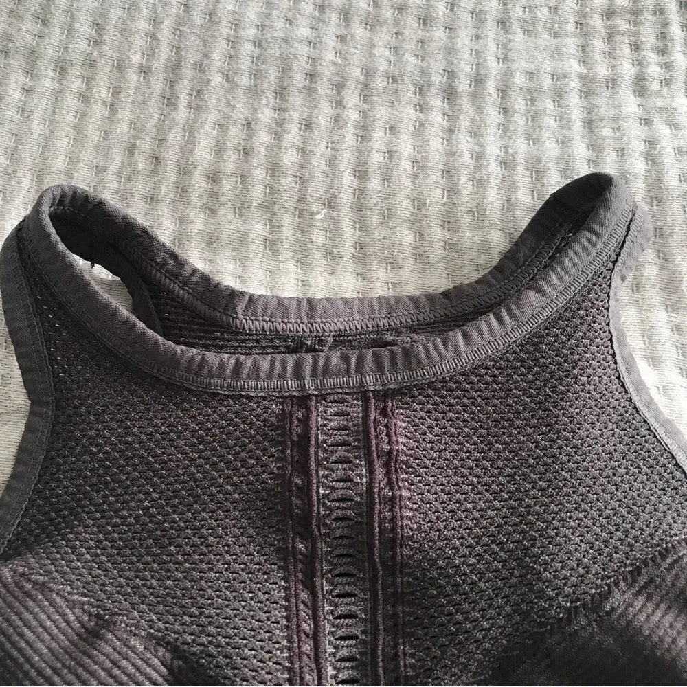 New NUX Racerback Sports Bra High‎ Neck Shredded Cutout Halter Back Gray Small - Image 2