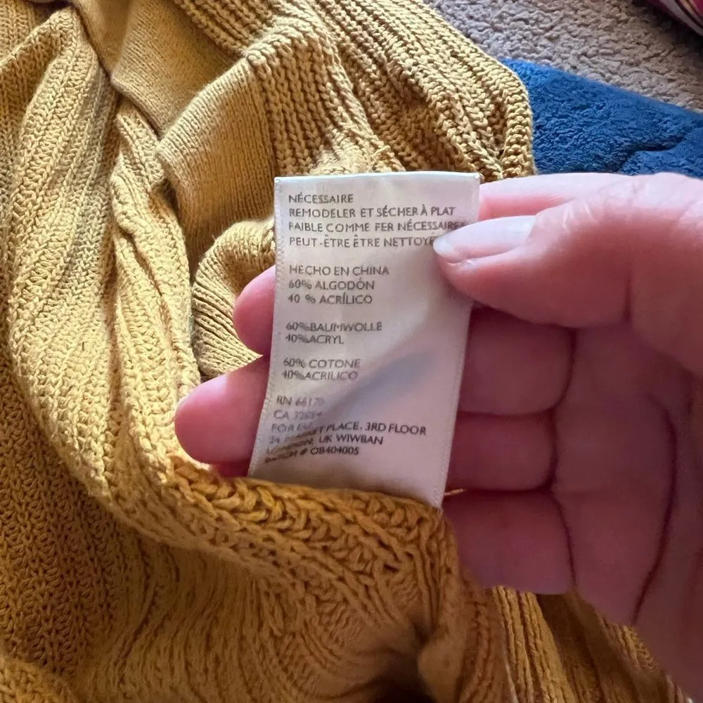 Bdg xs oversized cardigan - Image 6