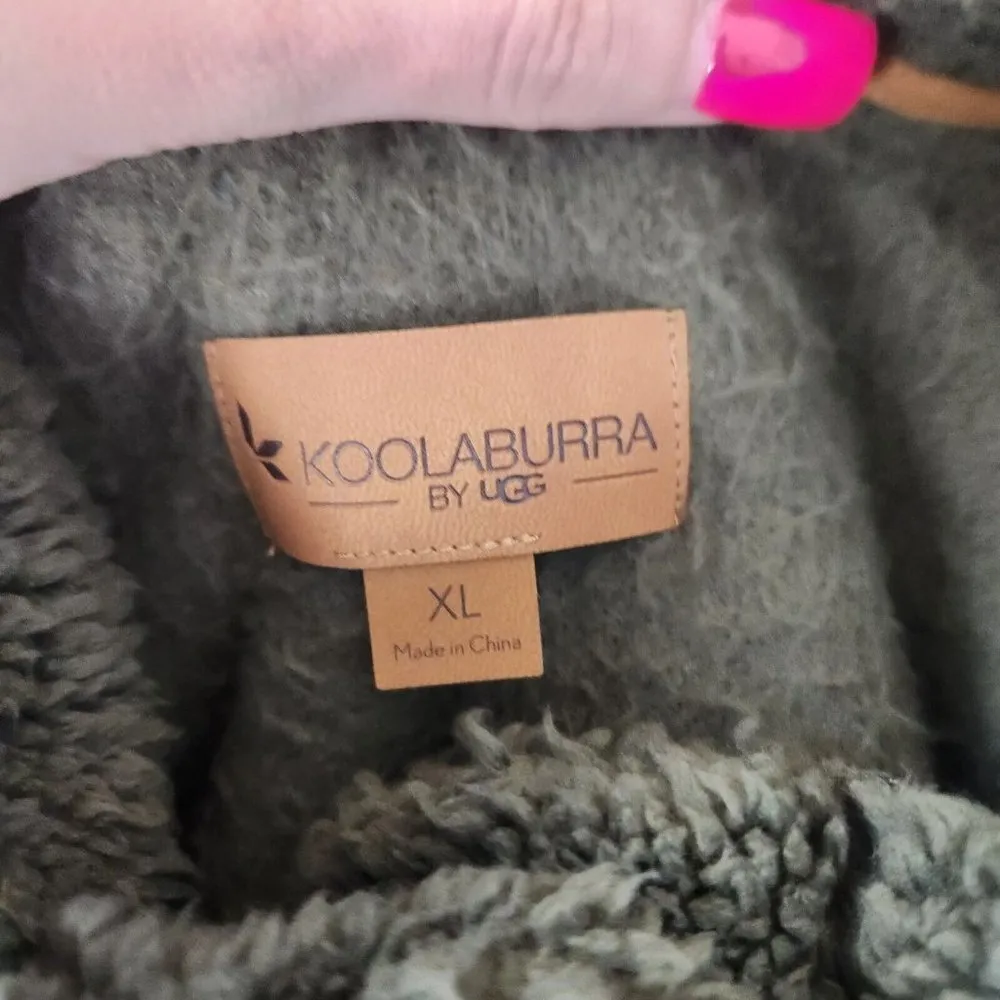 Koolaburra by UGG Brushed Back Sherpa Cozy Vest Olive Night XL Sleeveless Hooded - Image 13