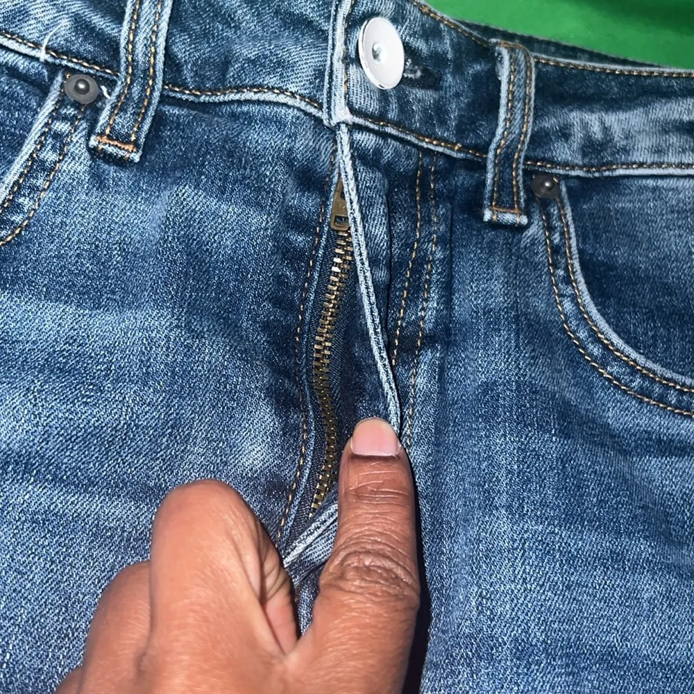 REVOLVE Father’s Daughter High Rise Riley Denim Distressed Skirt size 26 - Image 6