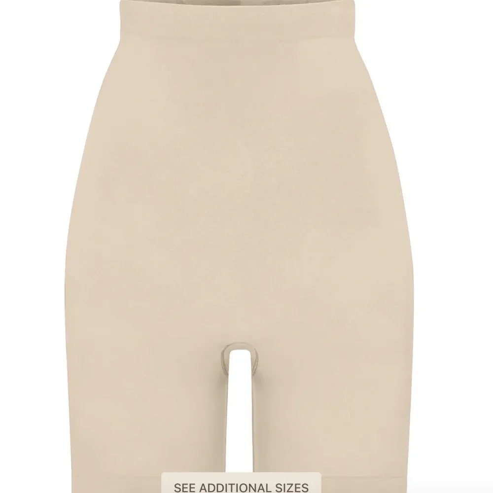 Skims seamless Sculpt High Waisted Above the Knee Short Sand Size S NWOB - Image 4