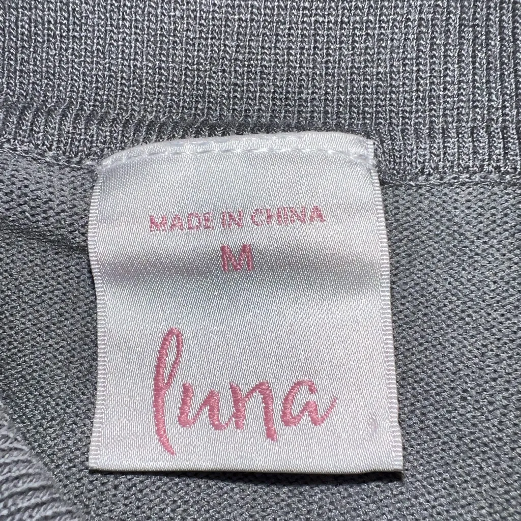 Luna Gray Short Sleeve Sweater with Pearl Collar - Image 8