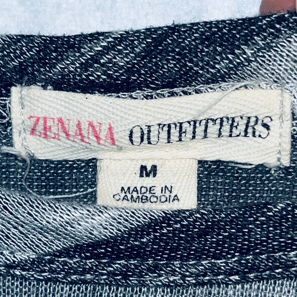 Zenana Outfitters Gray Striped Long Sleeve Tunic Shirt M - Image 4