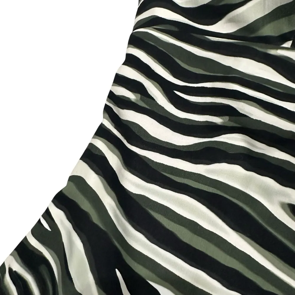 Coco Reef Astra Bra Sized Plunge Underwire One Piece Swimsuit - Wild Zebra - Image 6