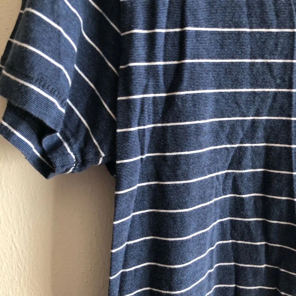 Abercrombie & Fitch Tee Navy & White Stripe Short Sleeve V Neck Top Sz S GUC - Image 10